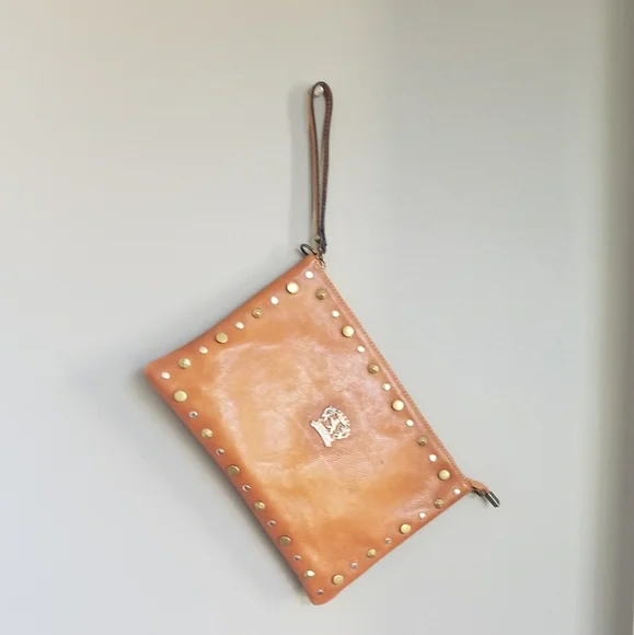 🍁New to the closet🍁 NWOT Pratesi Firenze Genuine Leather clutch - Picture 2 of 9